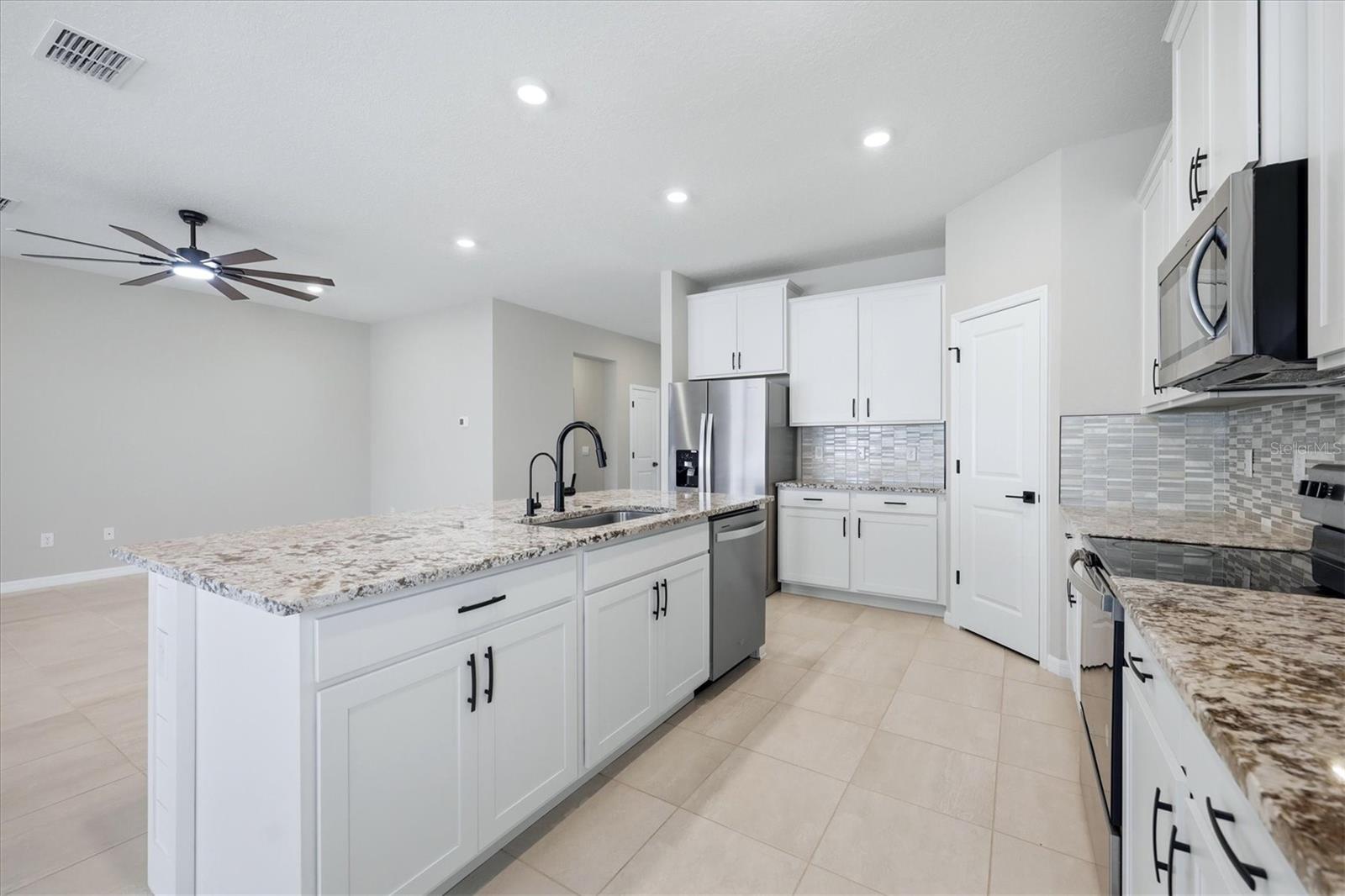 BELLA LAGO PH IE & IIB - Residential