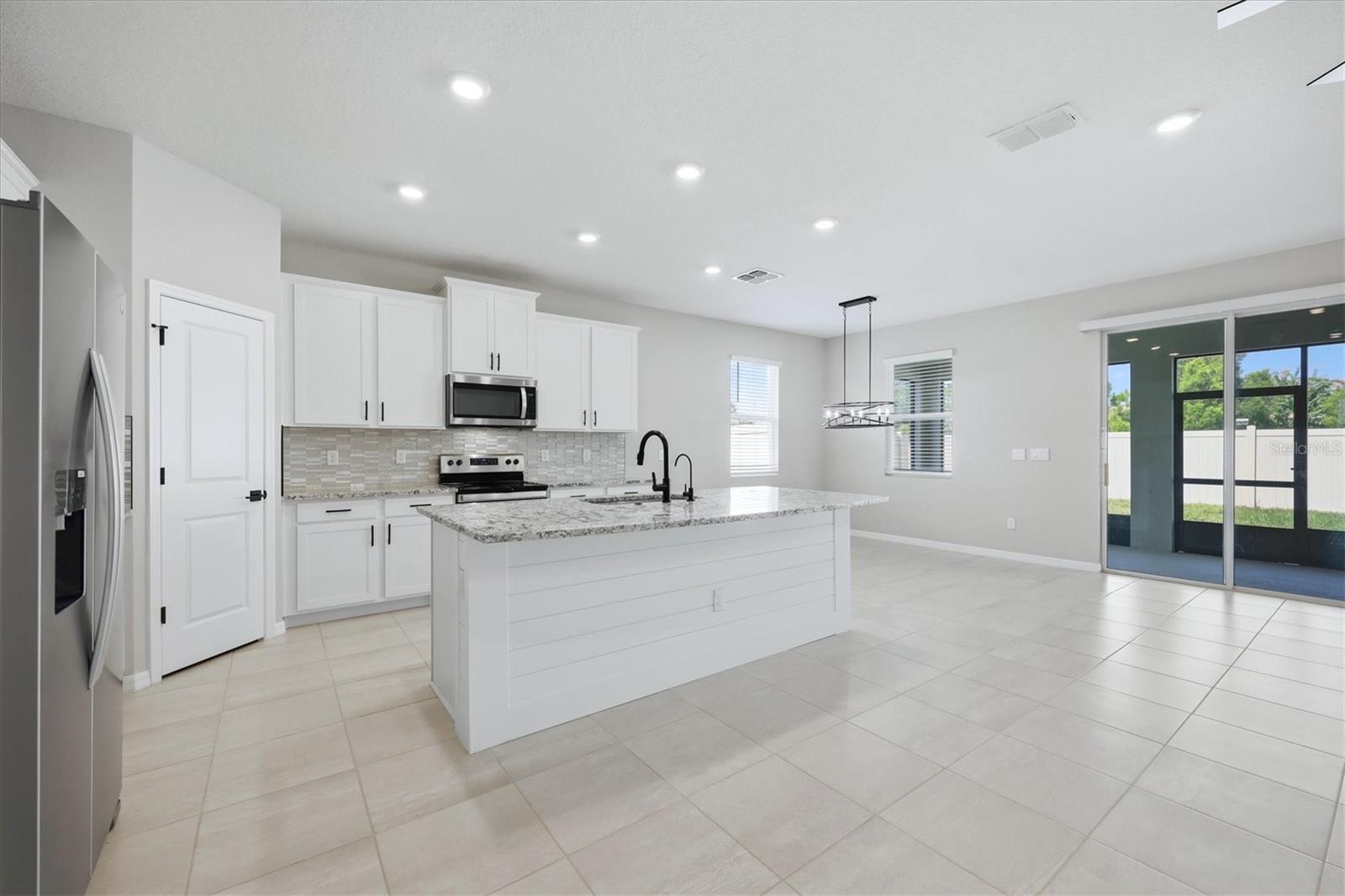 BELLA LAGO PH IE & IIB - Residential