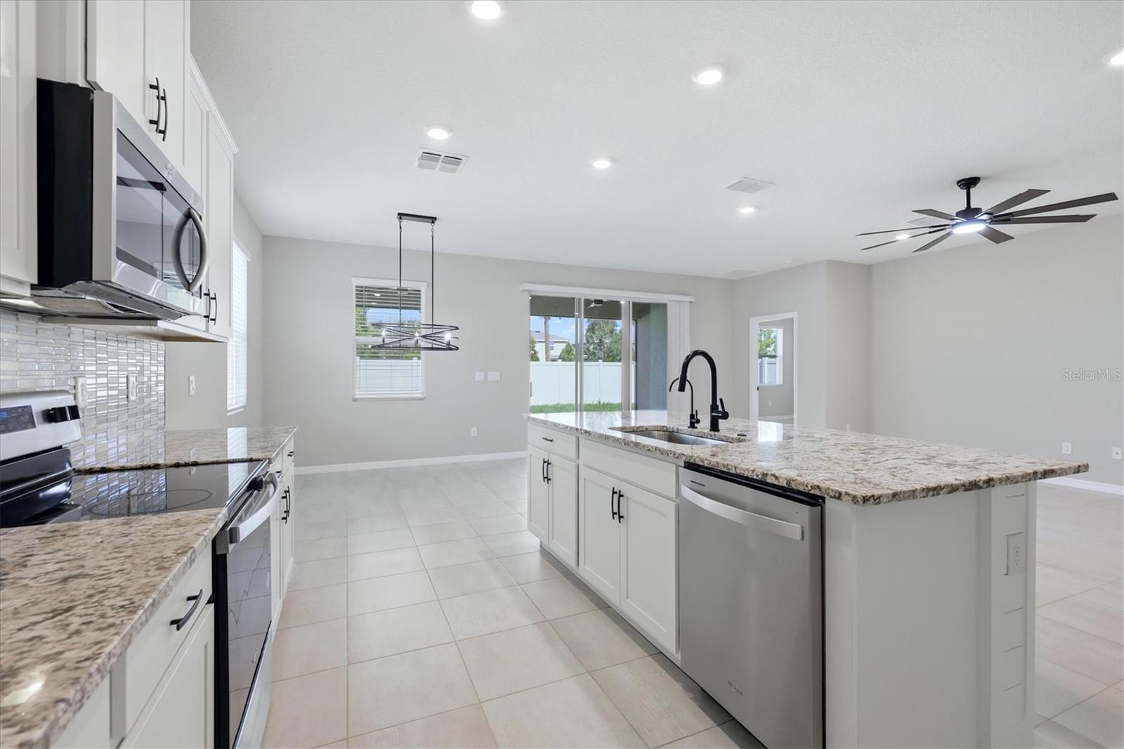 BELLA LAGO PH IE & IIB - Residential