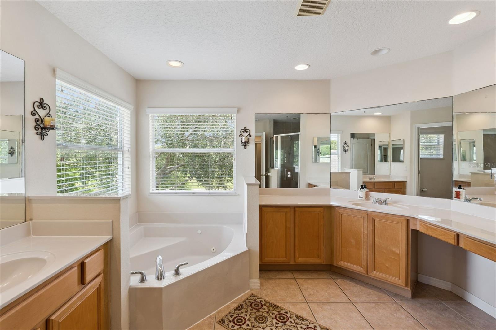LIVE OAK RESERVE - Residential