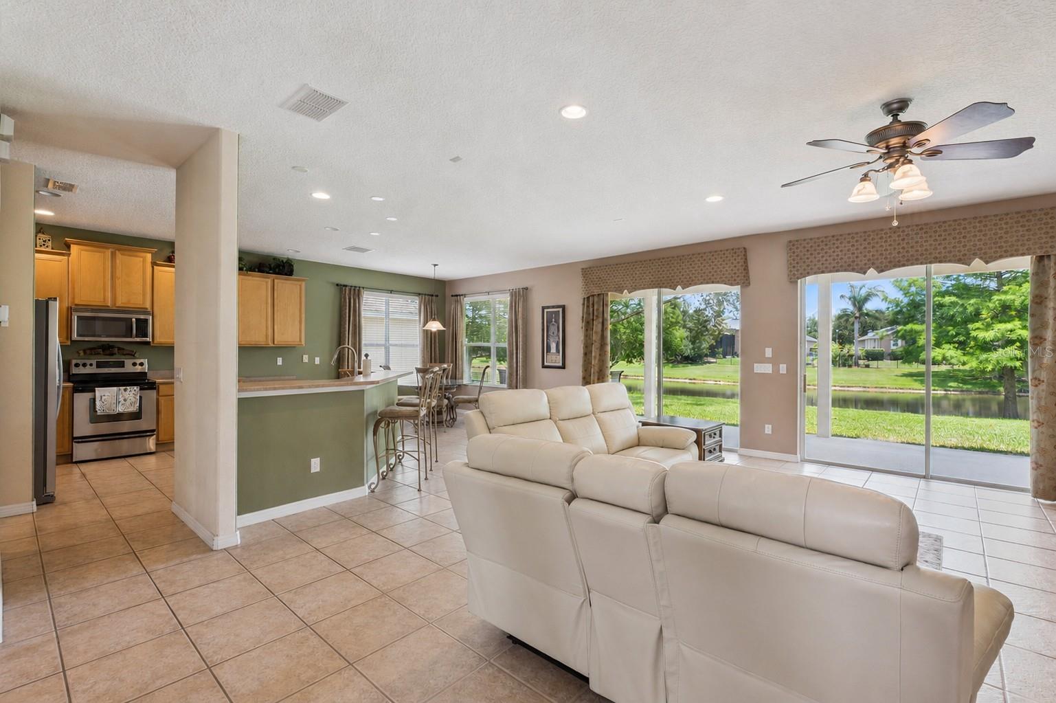 LIVE OAK RESERVE - Residential