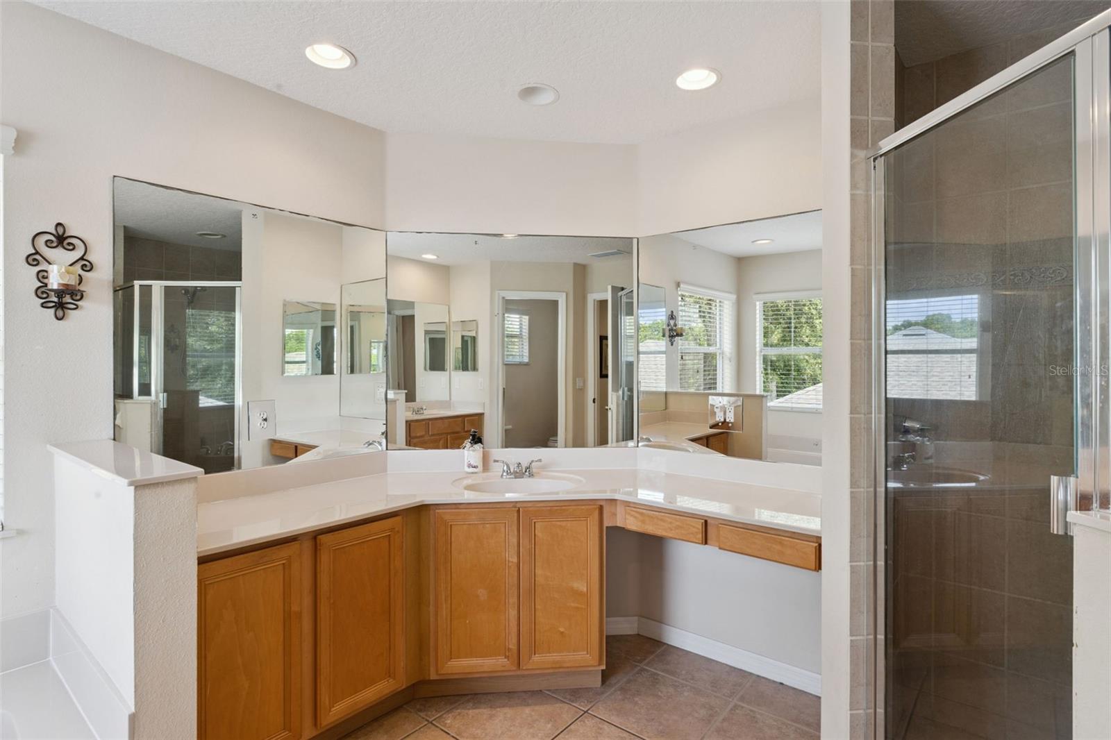 LIVE OAK RESERVE - Residential
