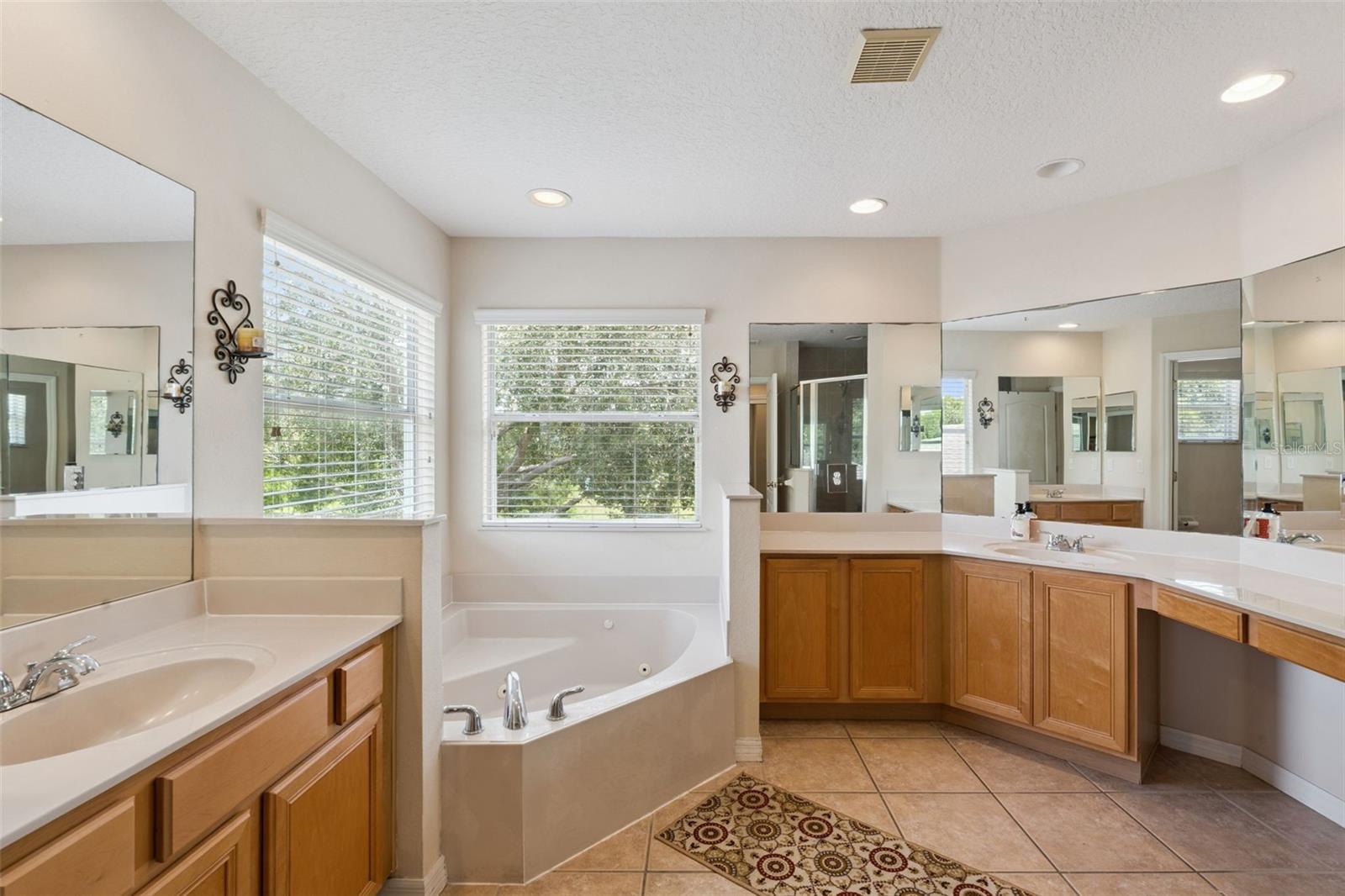 LIVE OAK RESERVE - Residential