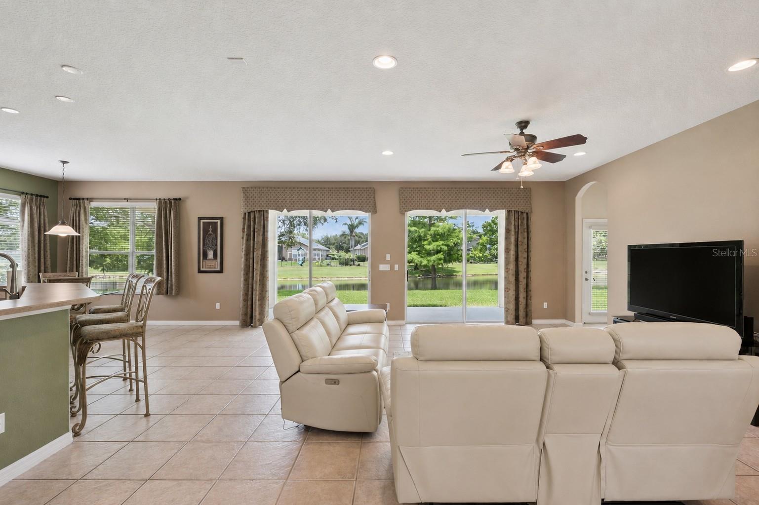 LIVE OAK RESERVE - Residential