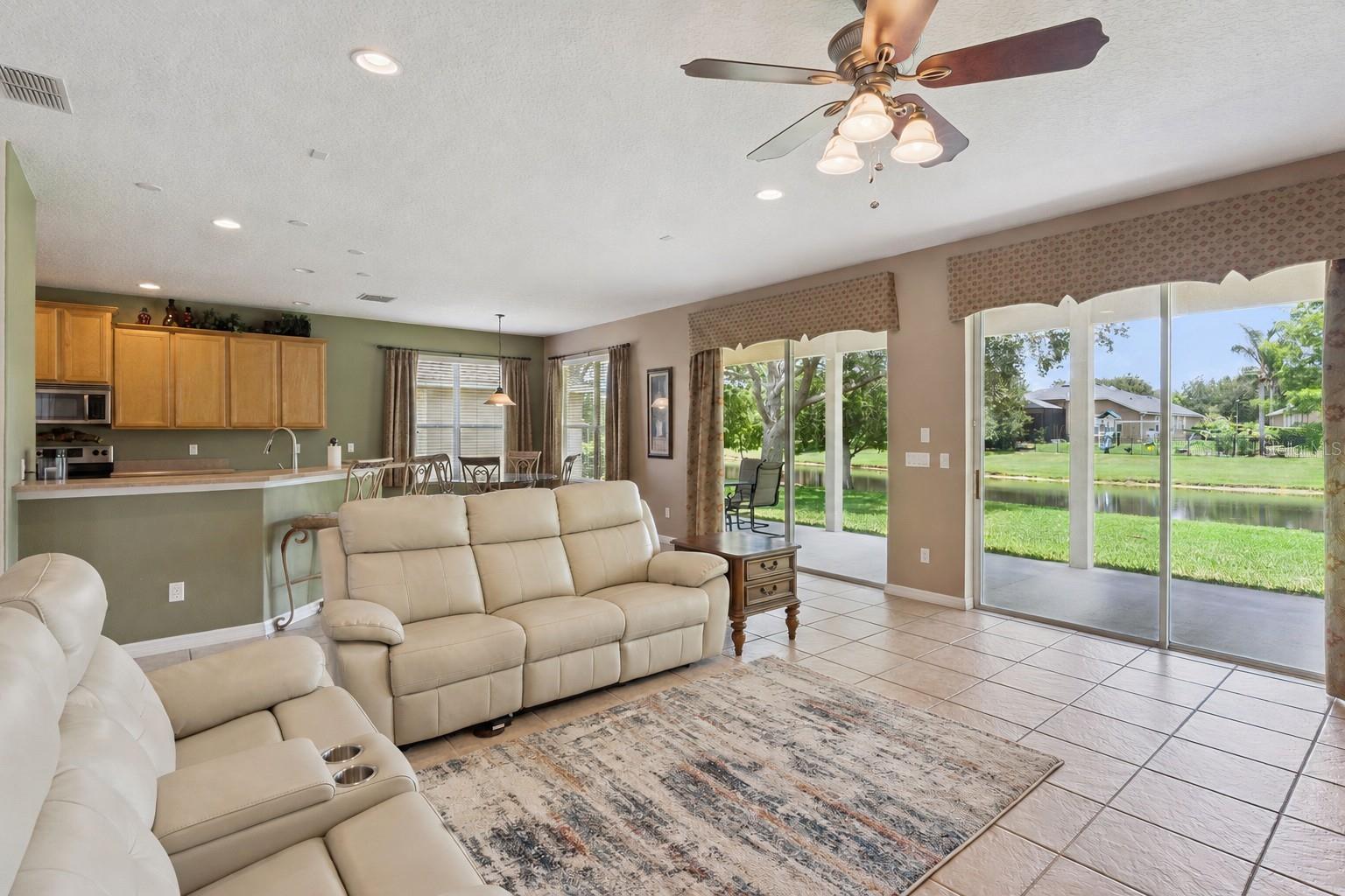 LIVE OAK RESERVE - Residential