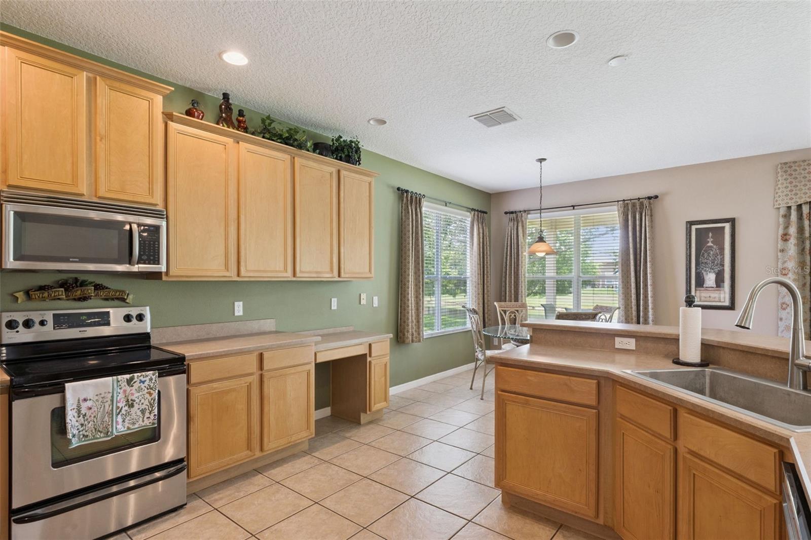 LIVE OAK RESERVE - Residential