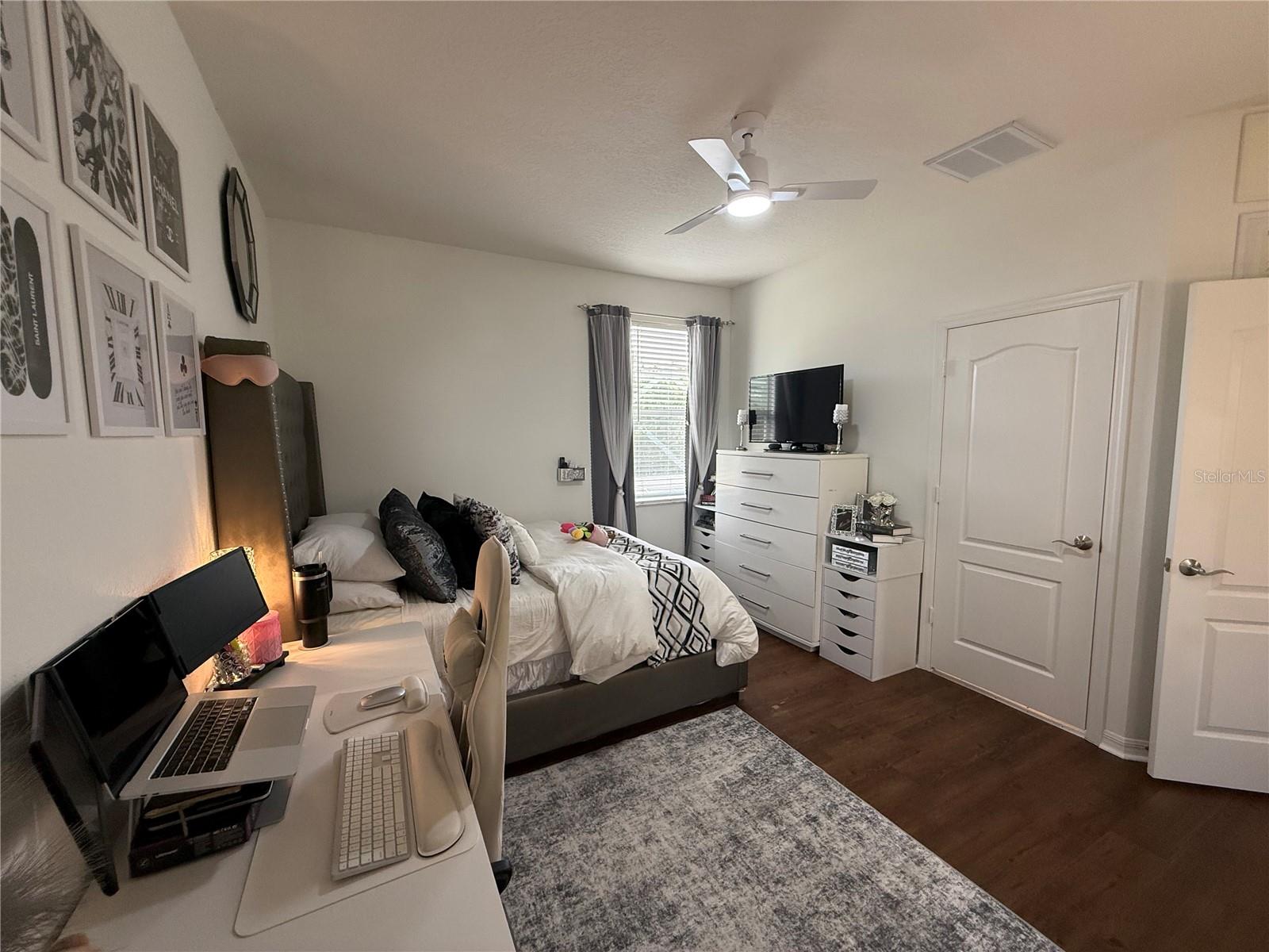 LIVE OAK PRESERVE PH 1B VILLAGE - Residential