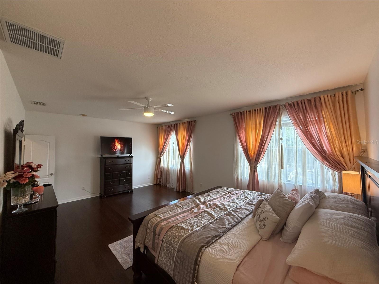 LIVE OAK PRESERVE PH 1B VILLAGE - Residential
