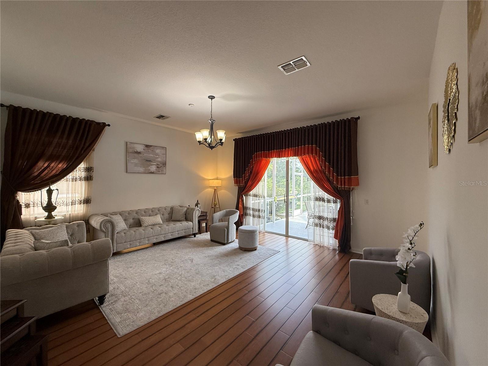 LIVE OAK PRESERVE PH 1B VILLAGE - Residential