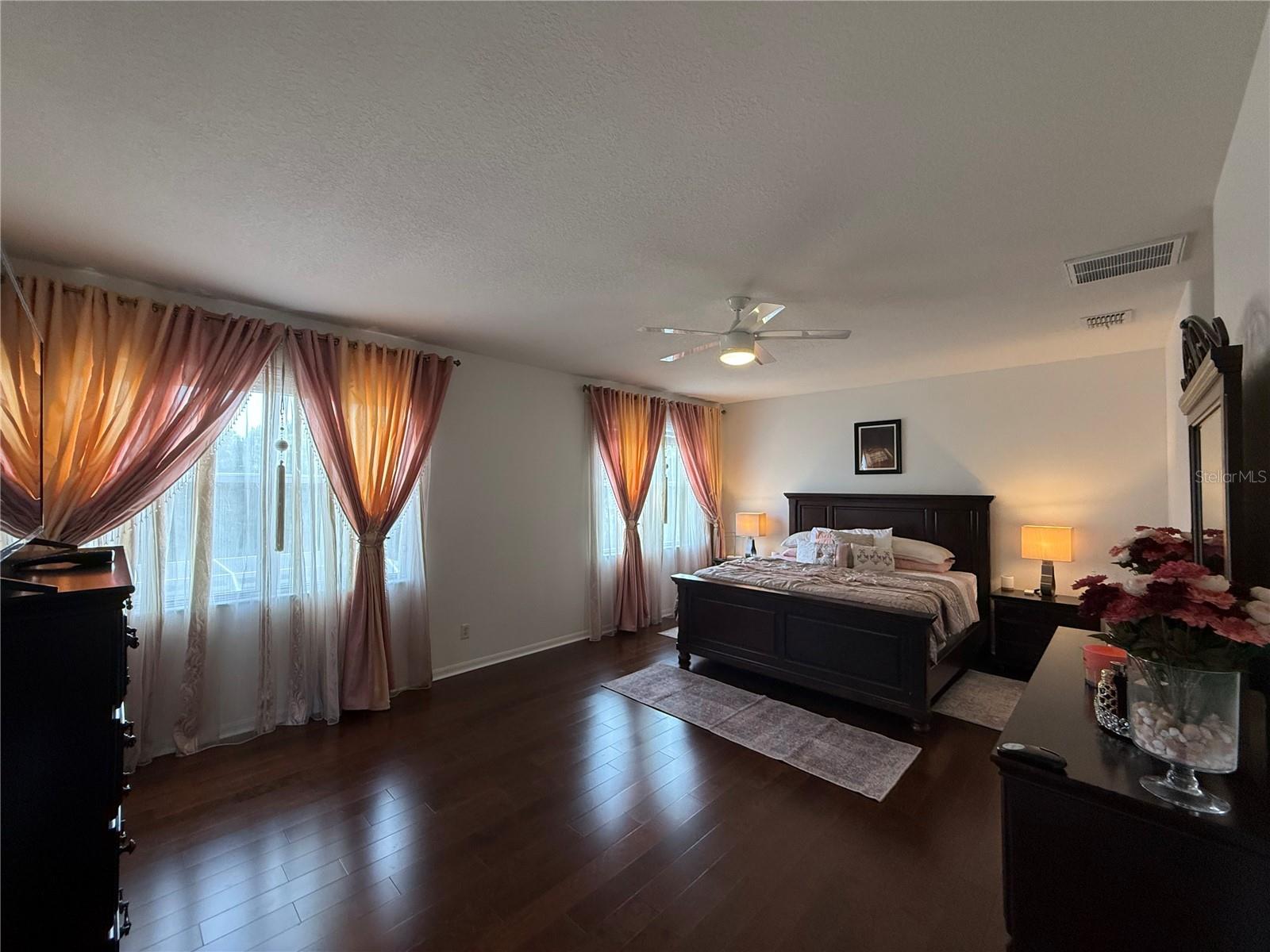 LIVE OAK PRESERVE PH 1B VILLAGE - Residential