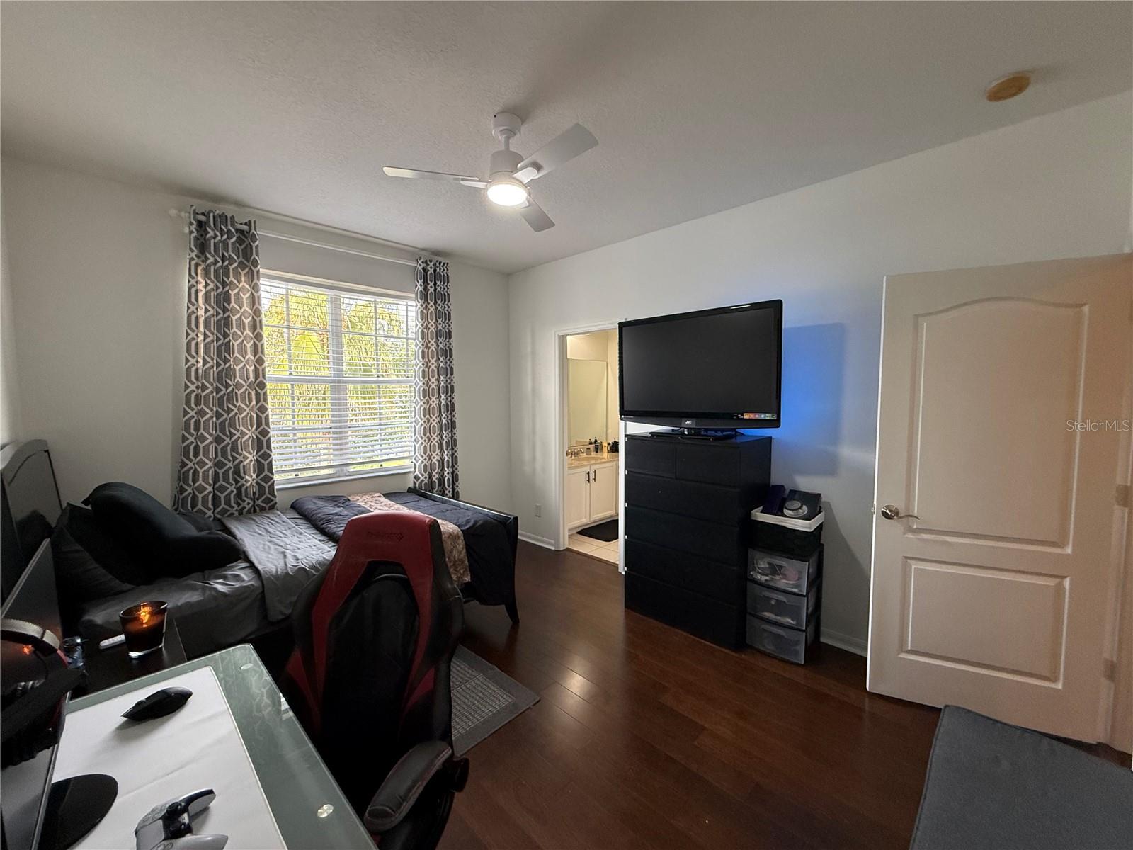 LIVE OAK PRESERVE PH 1B VILLAGE - Residential