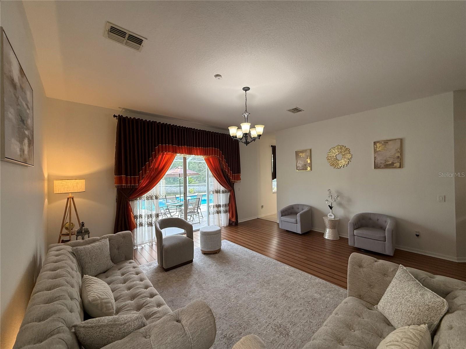 LIVE OAK PRESERVE PH 1B VILLAGE - Residential
