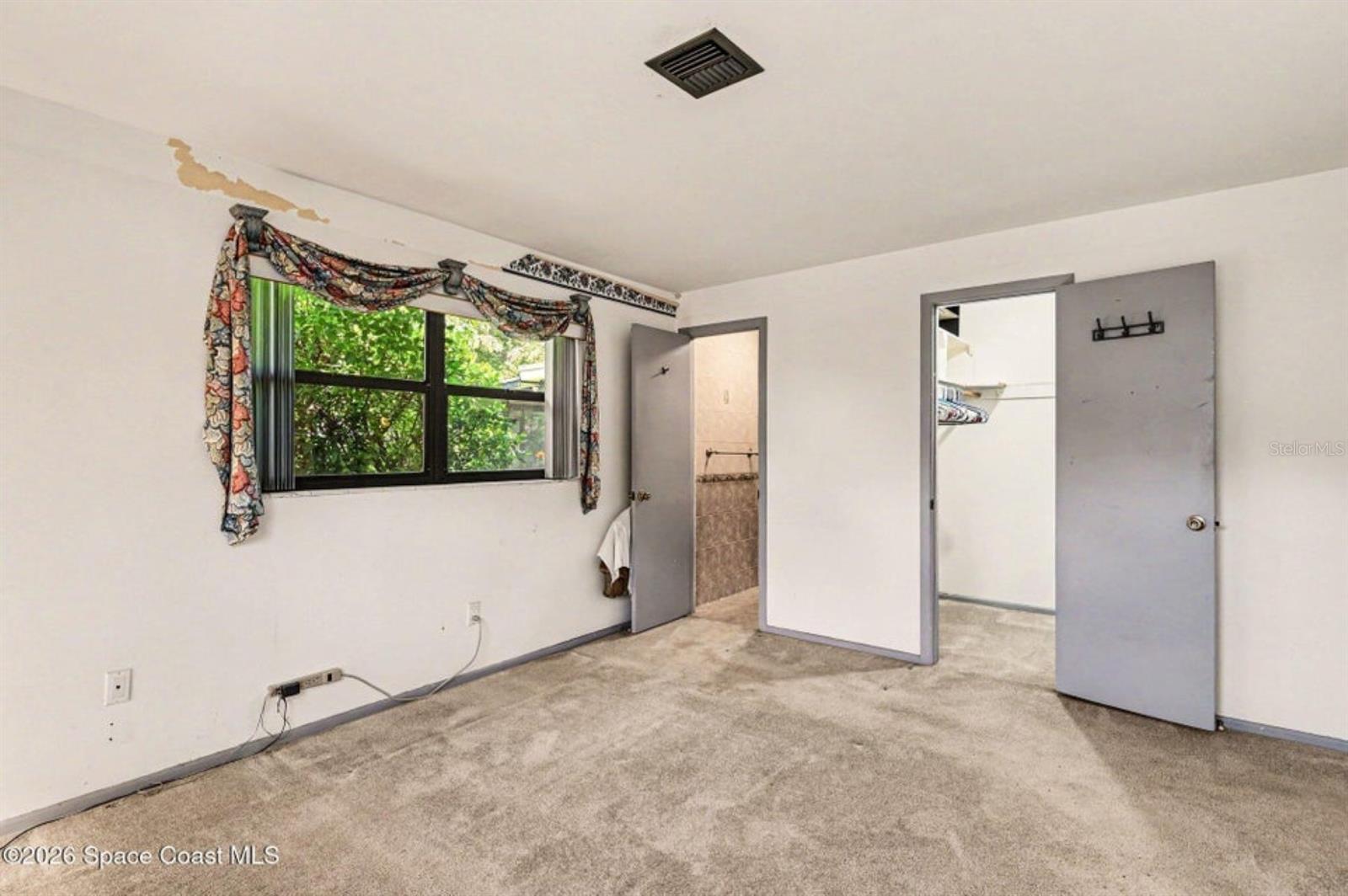 FOREST HILLS ESTATES - Residential