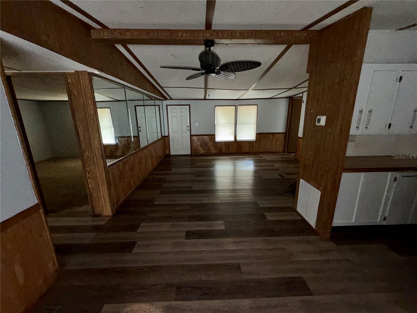 TIMBER LAKE ESTATES - Residential