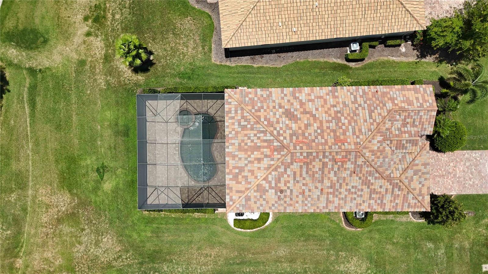 RIVER STRAND - Residential