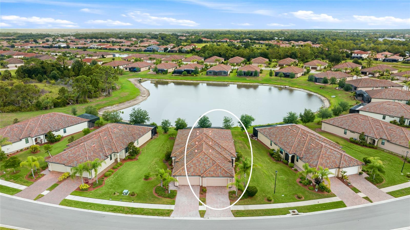 GRAN PARADISO & VILLAS II AT GRAN PARADI - Residential