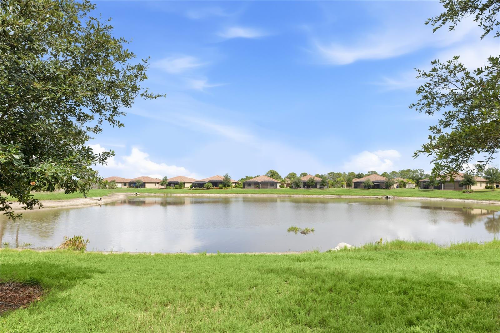 GRAN PARADISO & VILLAS II AT GRAN PARADI - Residential