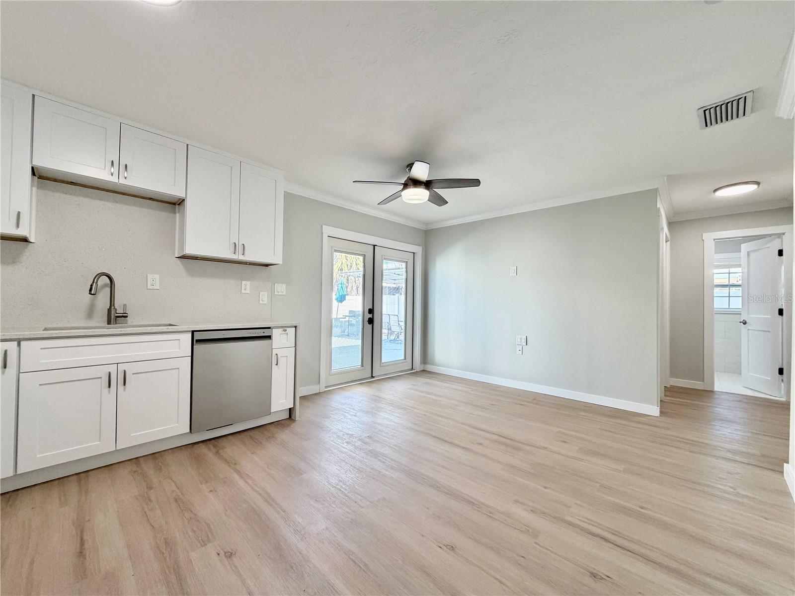 PAGES REP OF MITCHELLS BEACH - Residential Lease