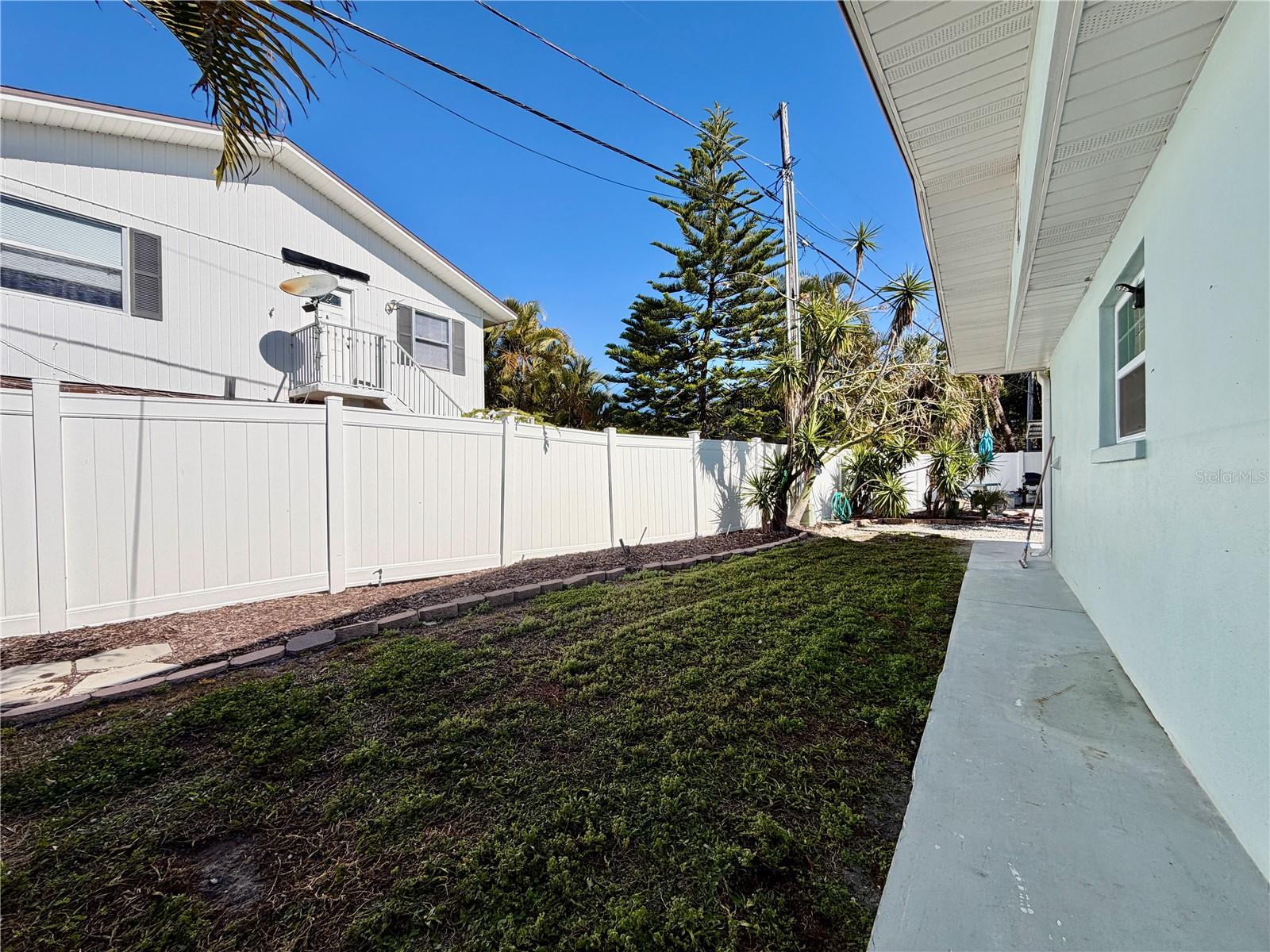 PAGES REP OF MITCHELLS BEACH - Residential Lease