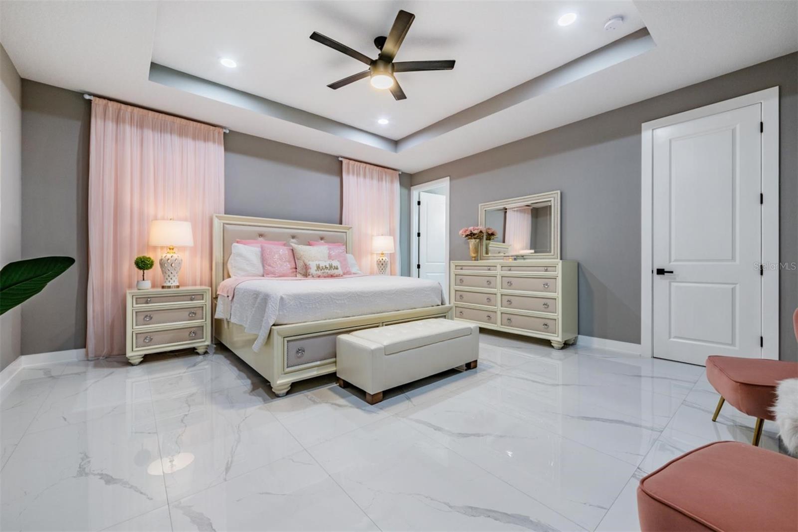 WILMA WEST - Residential