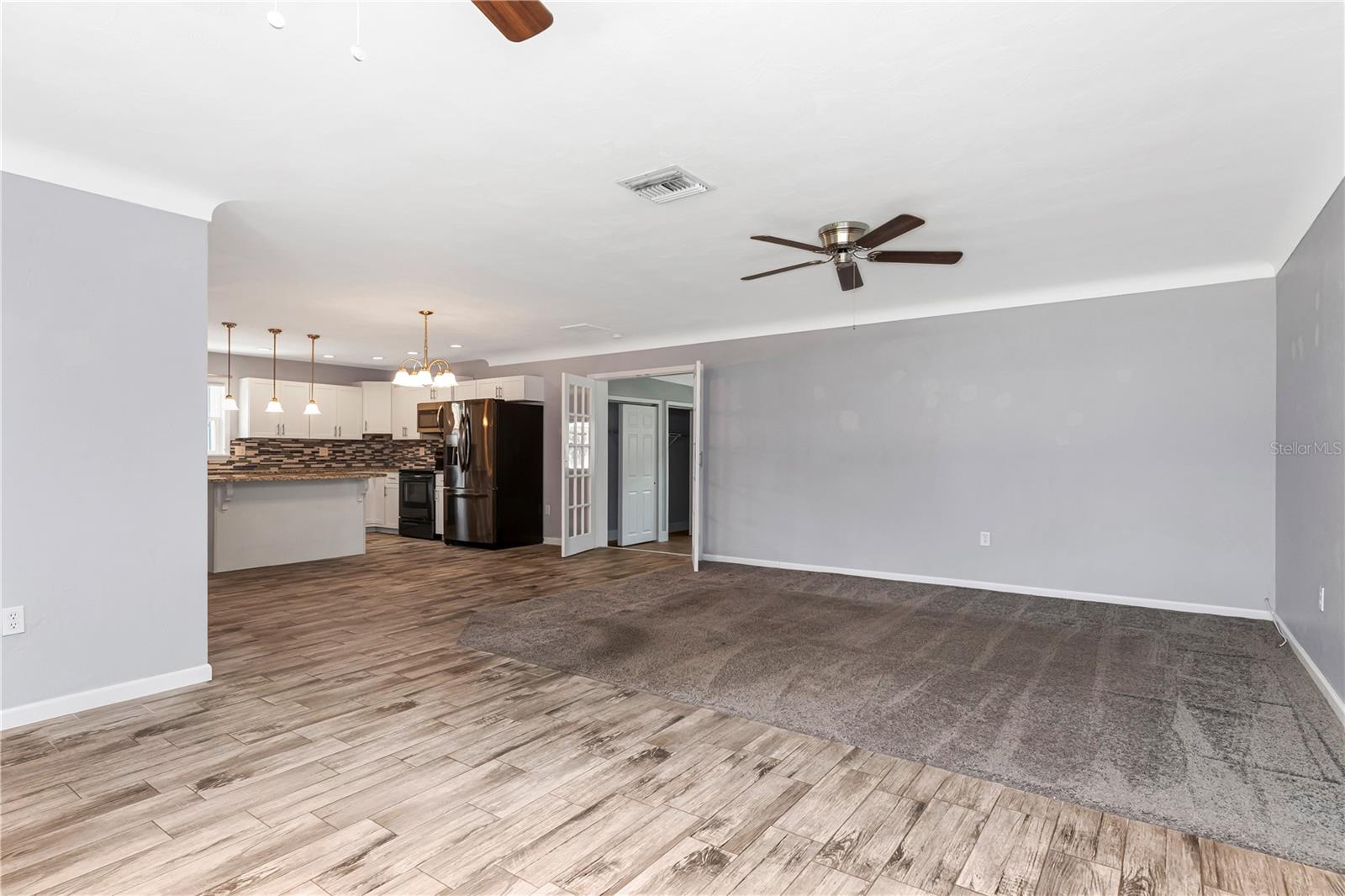 SHERYL MANOR - Residential