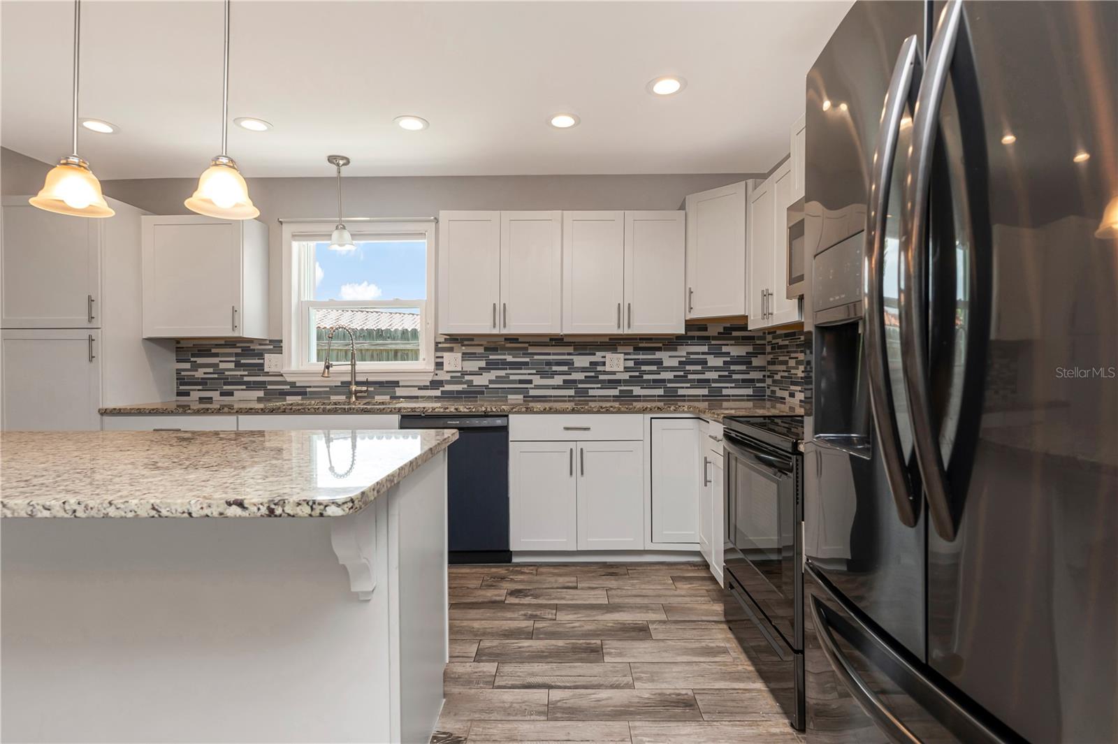 SHERYL MANOR - Residential