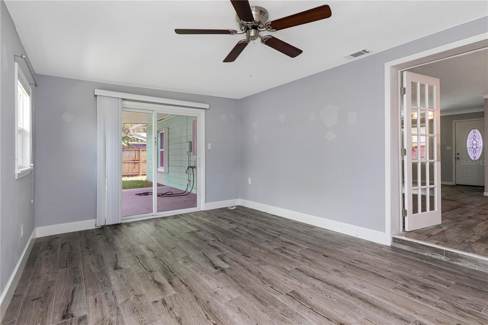 SHERYL MANOR - Residential