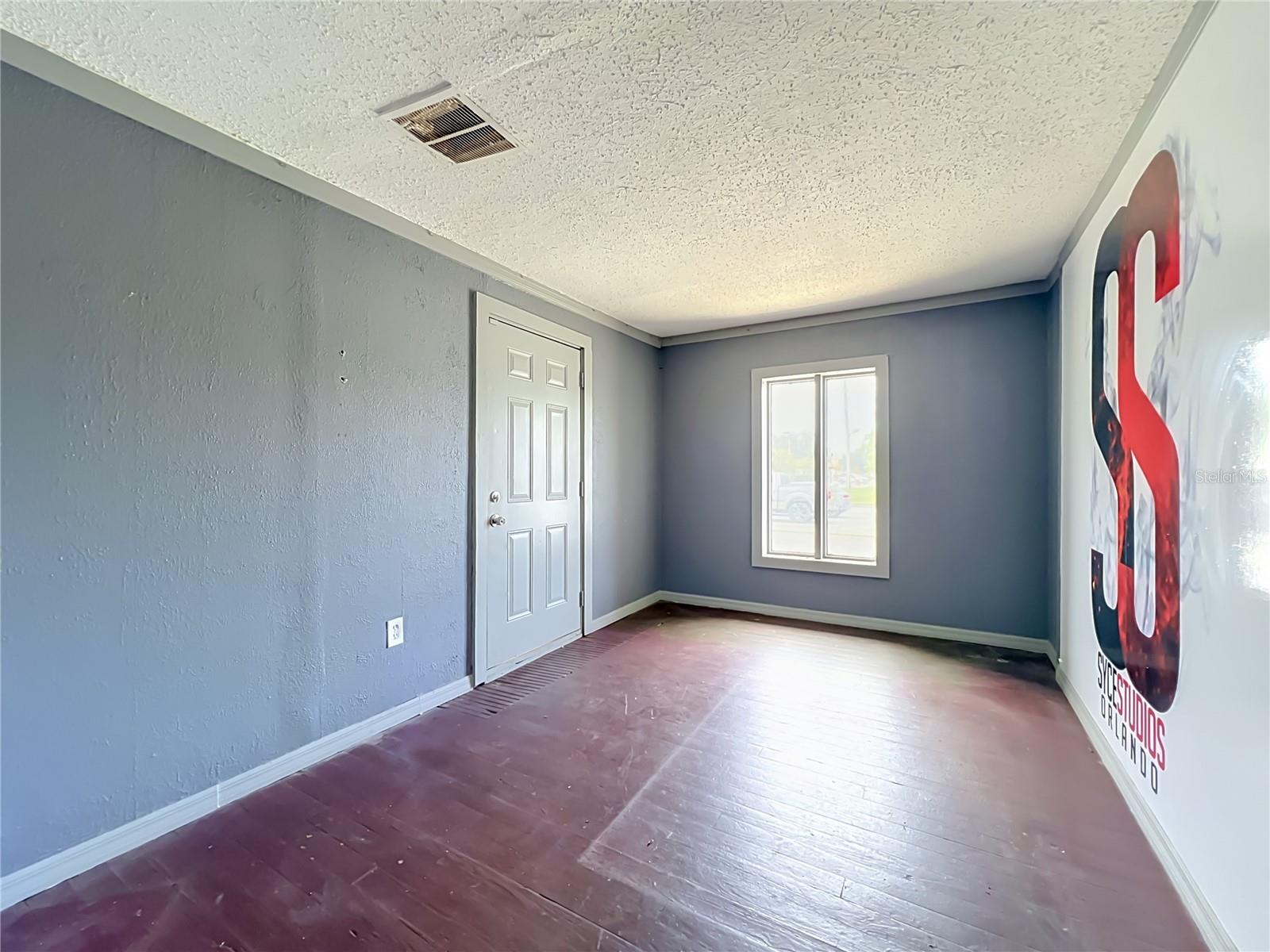 GLENROSE LEA - Commercial Sale