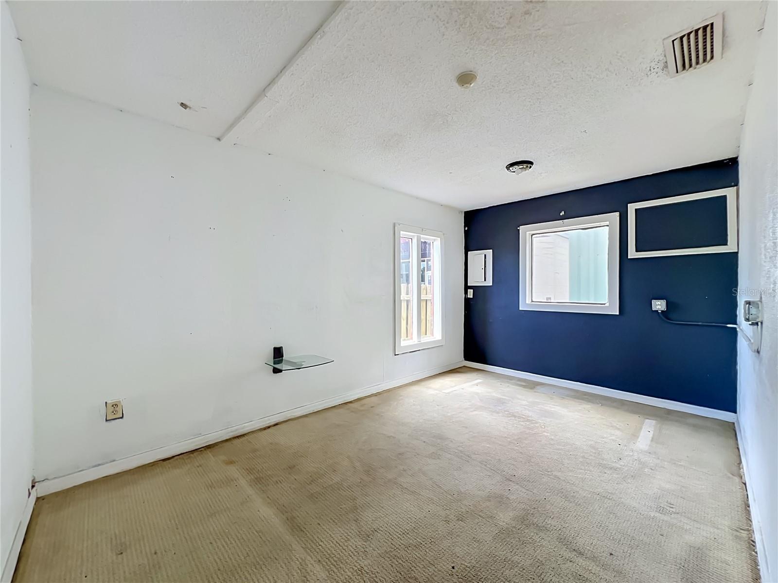 GLENROSE LEA - Commercial Sale