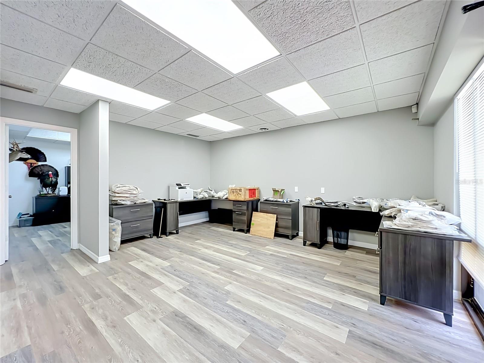 GLENROSE LEA - Commercial Sale