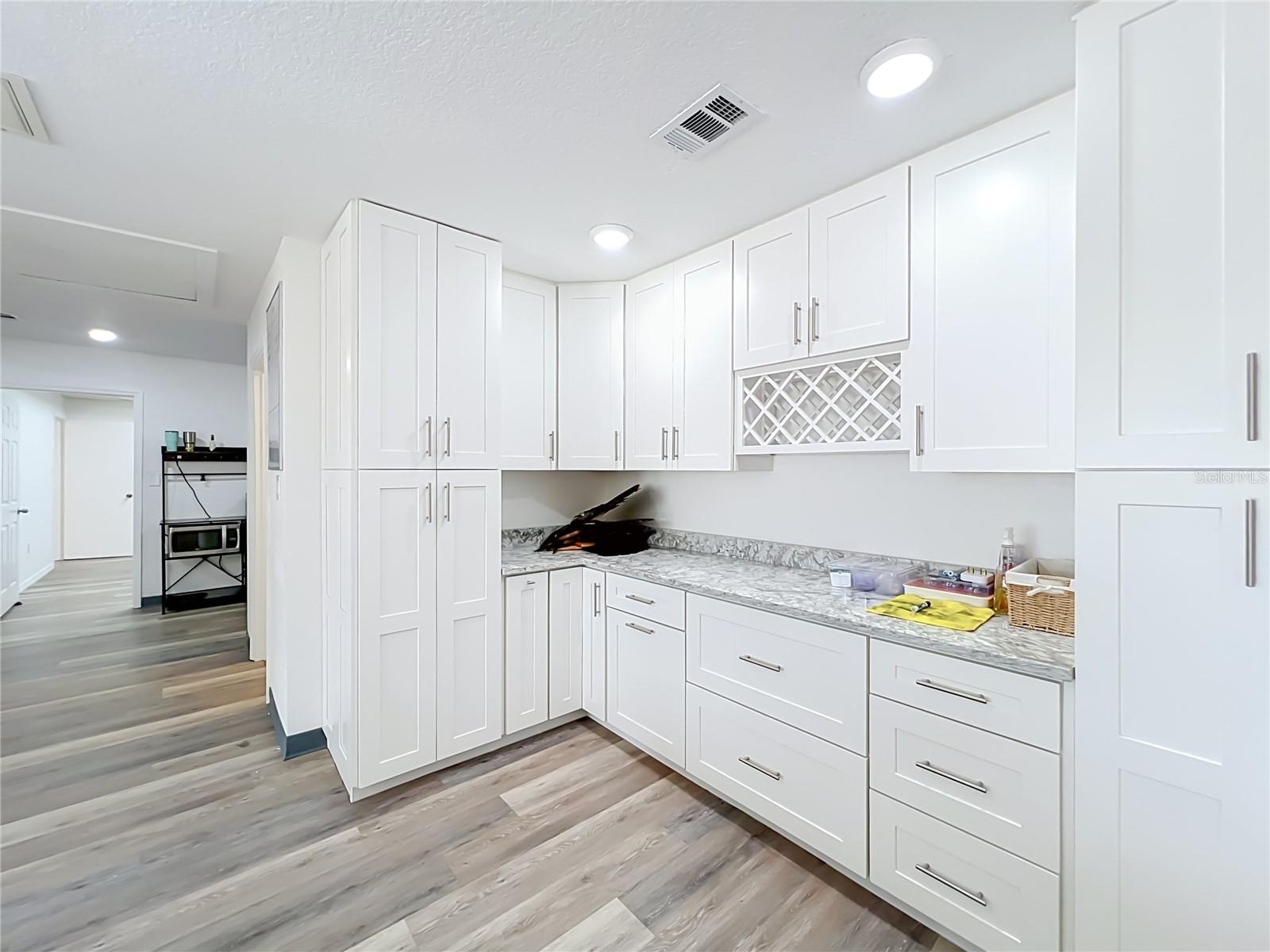 GLENROSE LEA - Commercial Sale