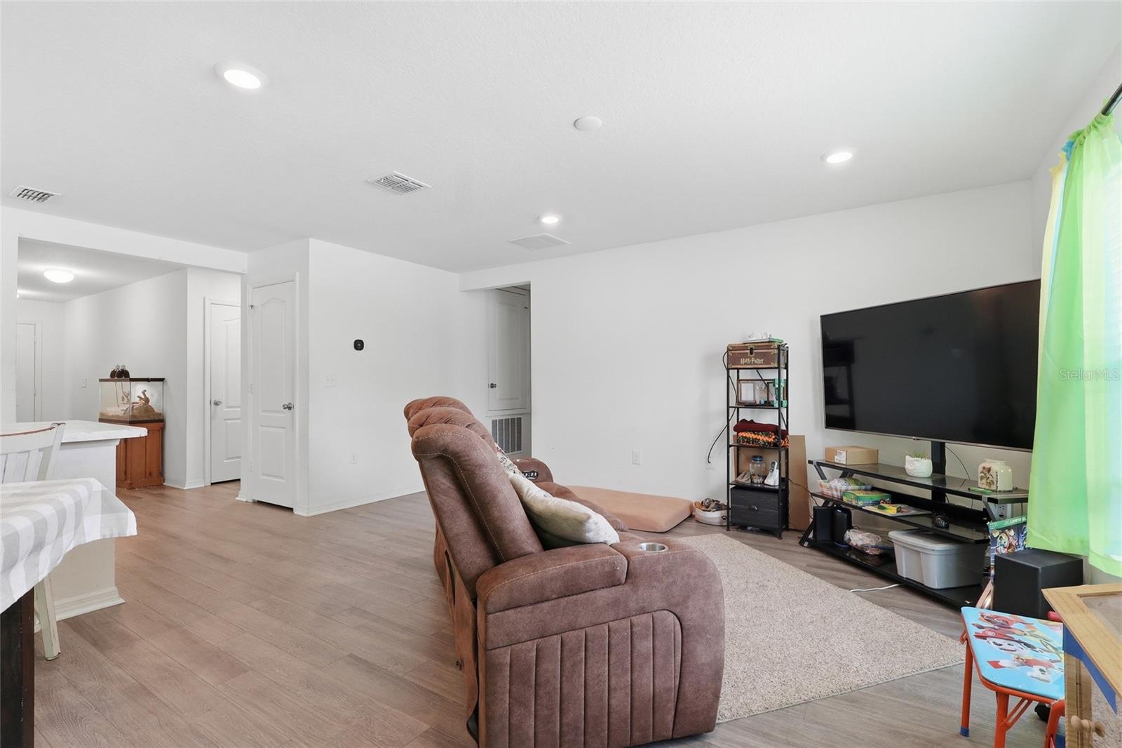 MATTIS POINTS - Residential