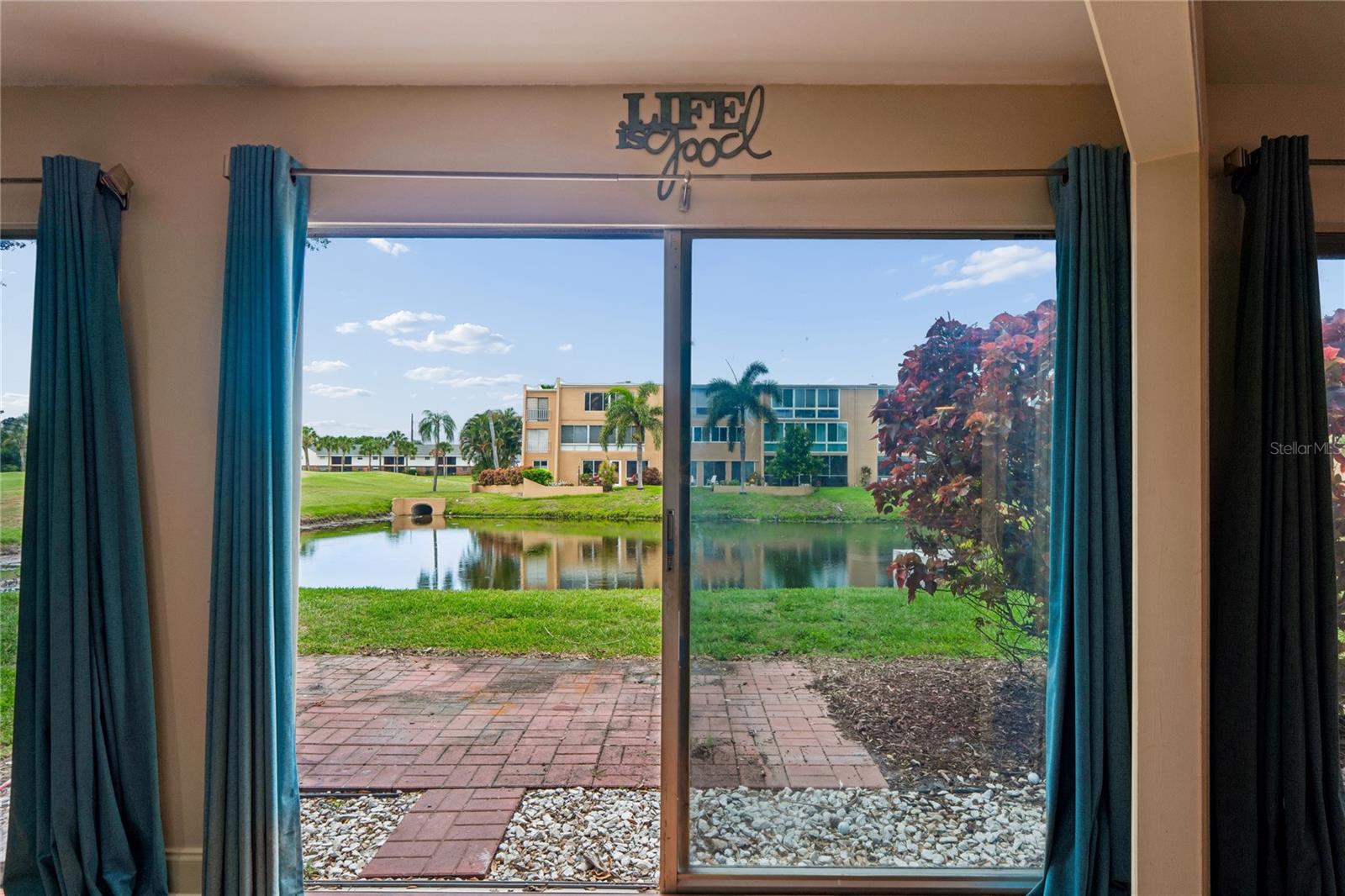 PENTHOUSE GREENS UNIT C CONDO APT C131 - Residential
