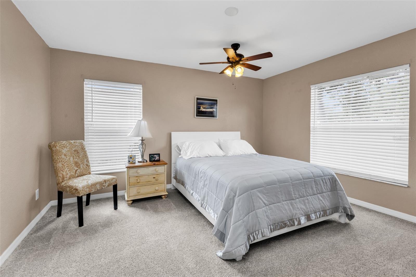 KINGS GATE PH 02 - Residential