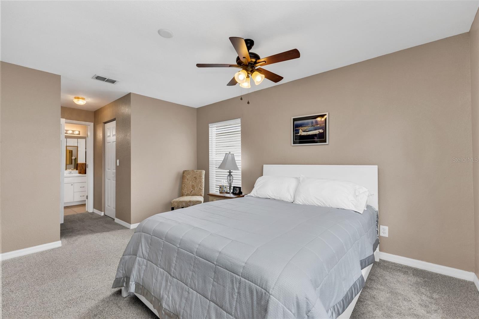 KINGS GATE PH 02 - Residential