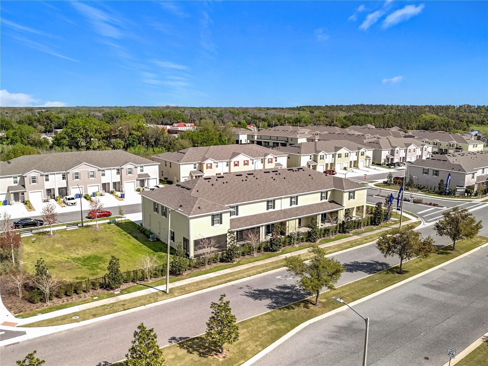 VENEZIA TWNHS - Residential