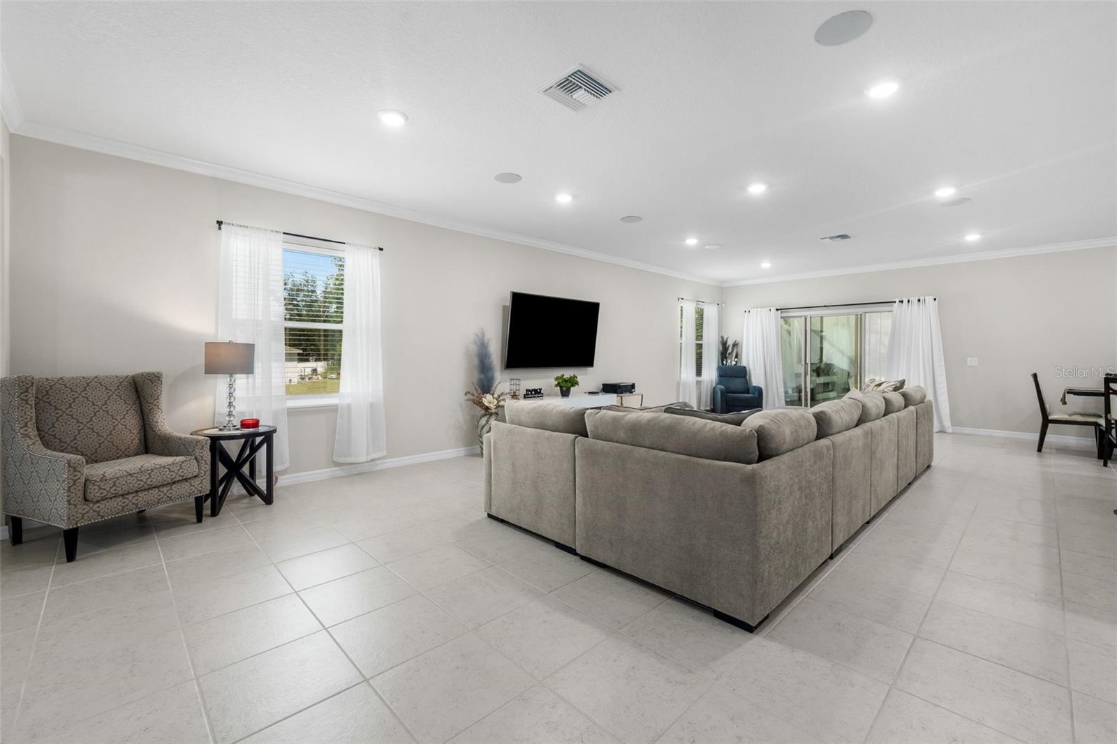 FOREST COVE - Residential