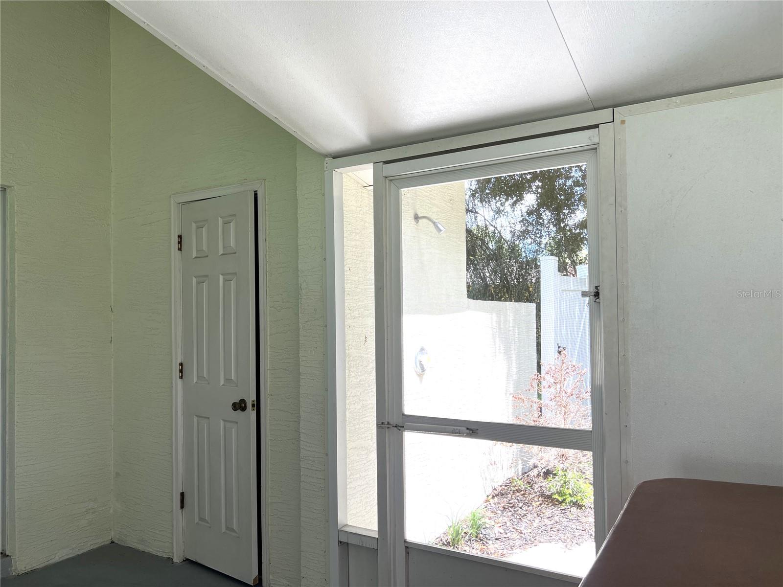 SPRING LAKE PINES SUB - Residential