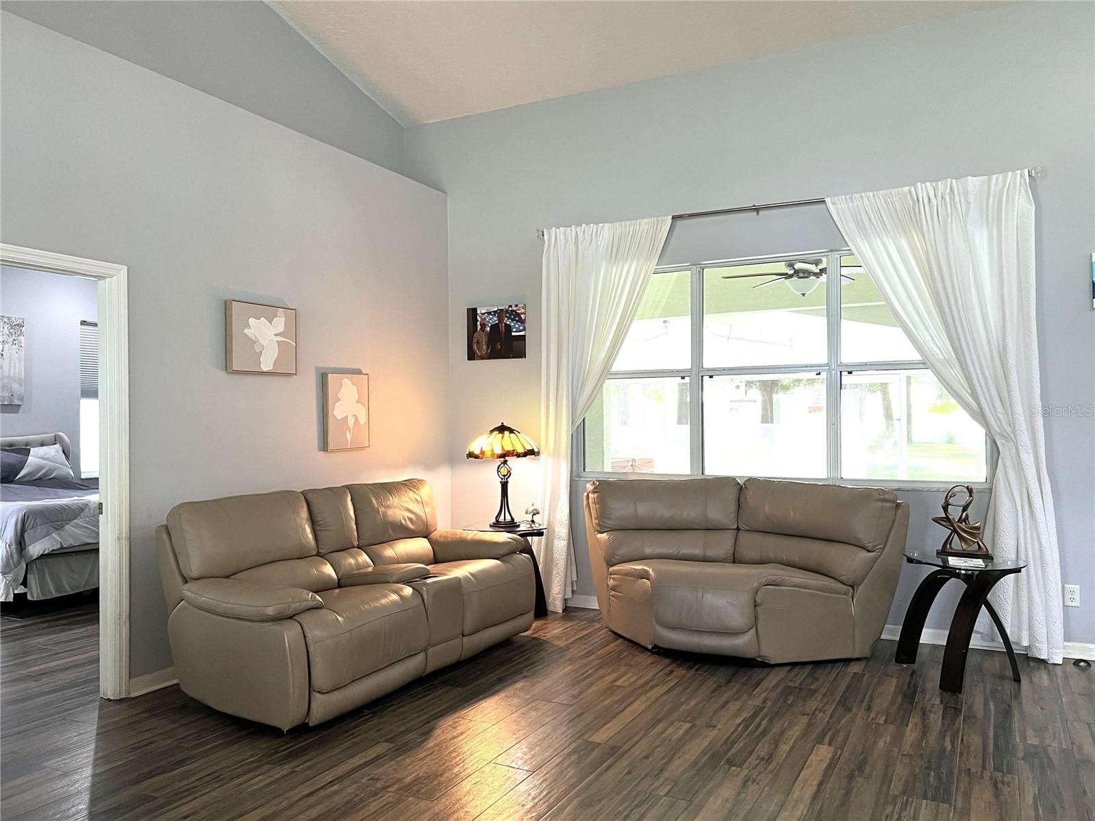SPRING LAKE PINES SUB - Residential