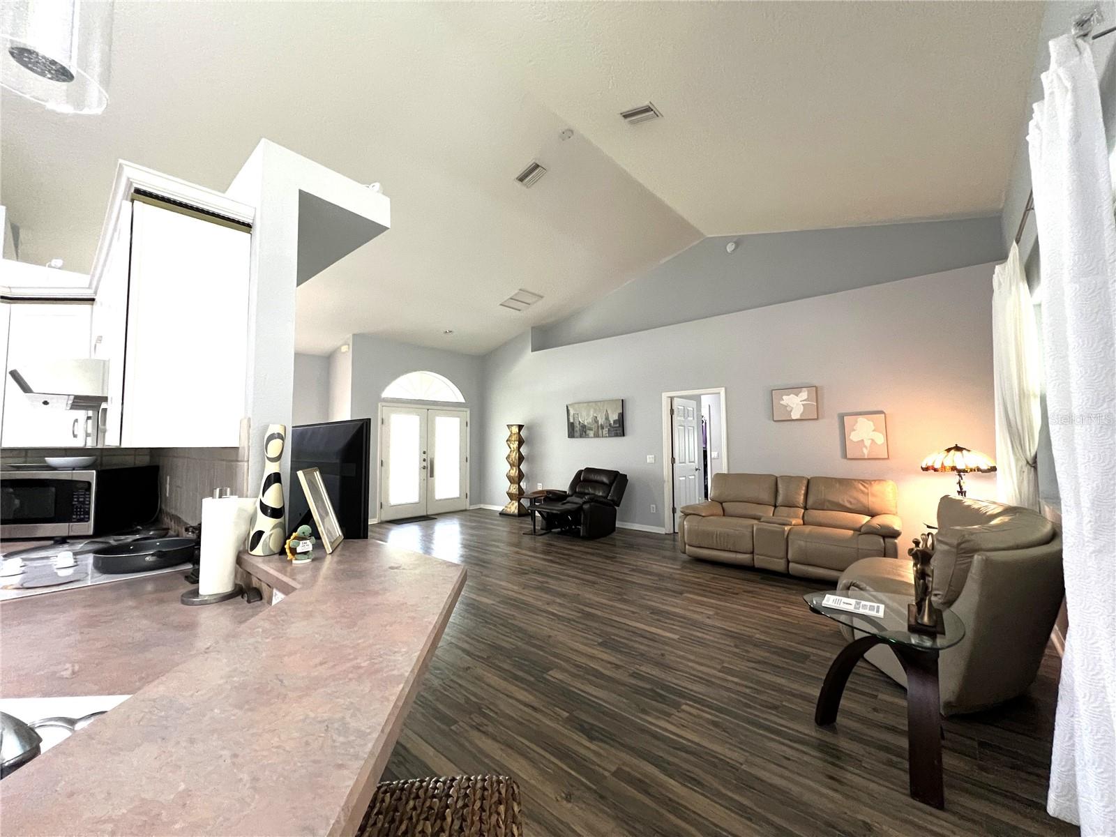 SPRING LAKE PINES SUB - Residential