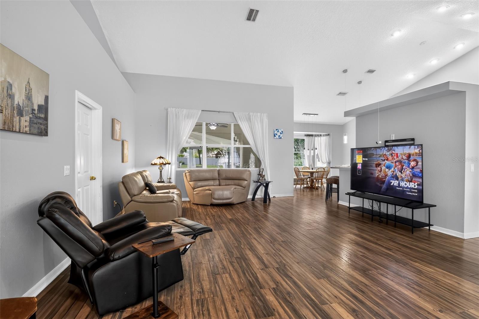 SPRING LAKE PINES SUB - Residential
