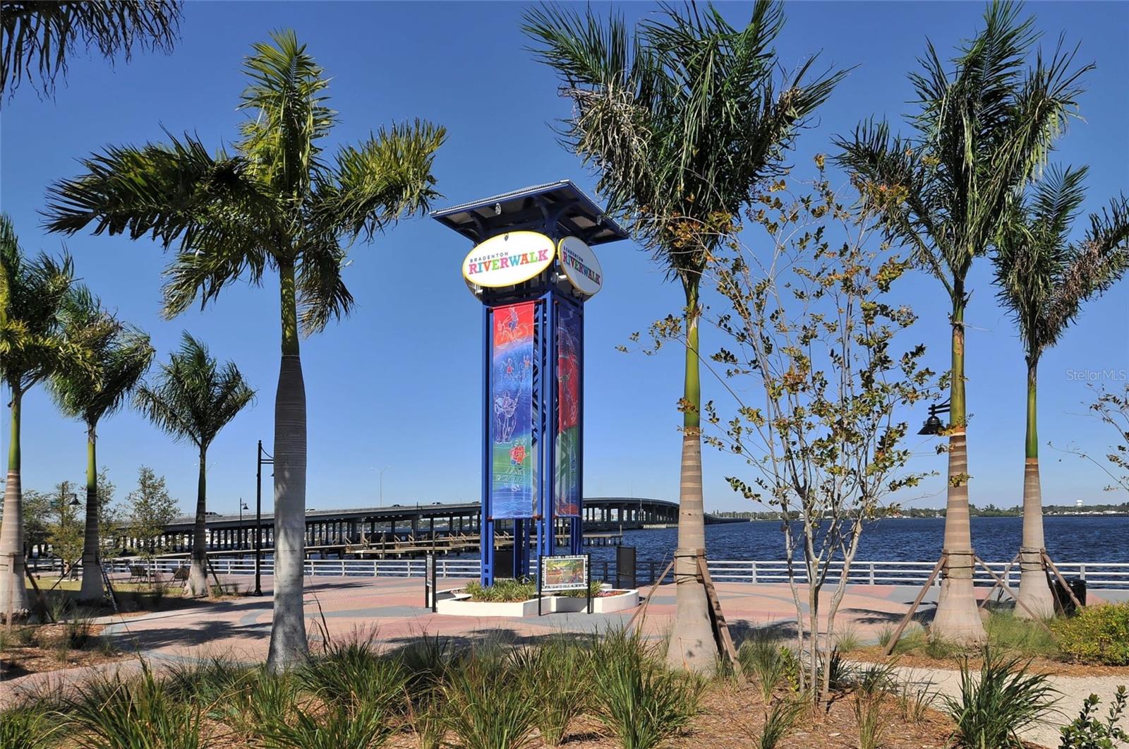 MANATEE GARDENS THIRD SEC - Residential
