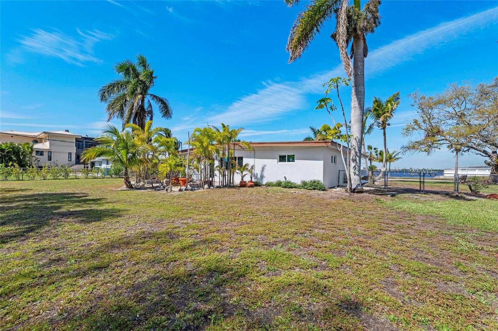 MANATEE GARDENS THIRD SEC - Residential