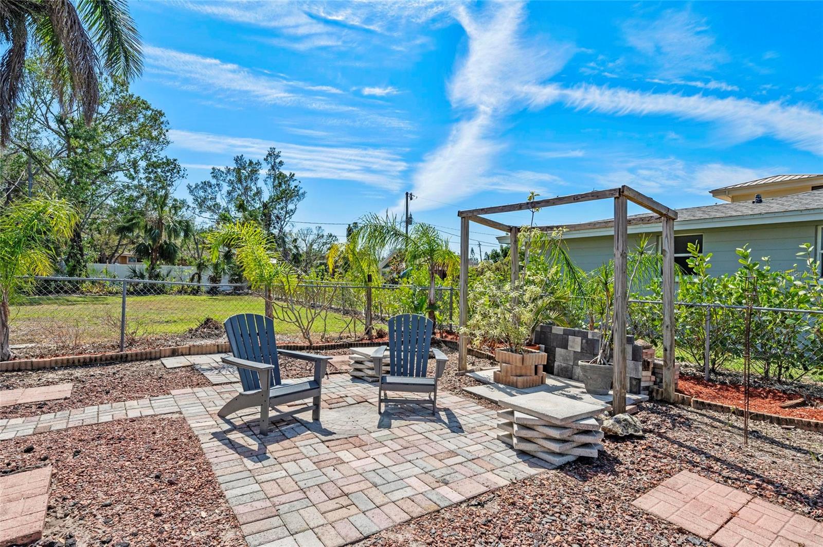 MANATEE GARDENS THIRD SEC - Residential