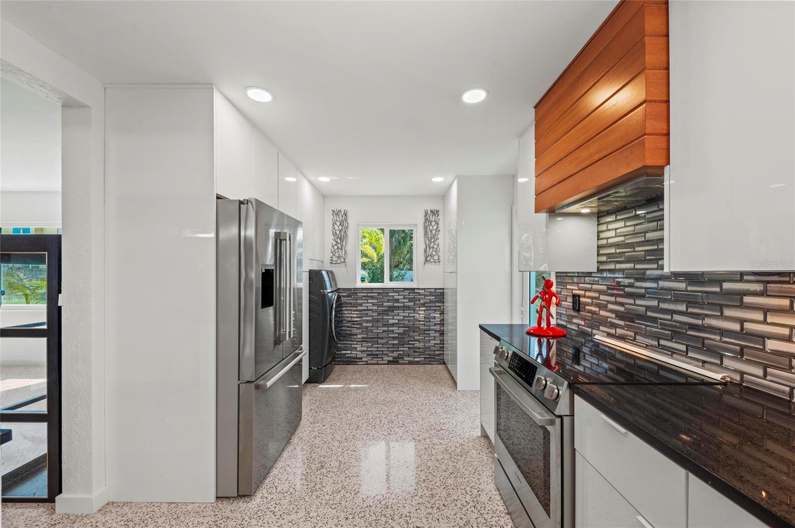 MANATEE GARDENS THIRD SEC - Residential
