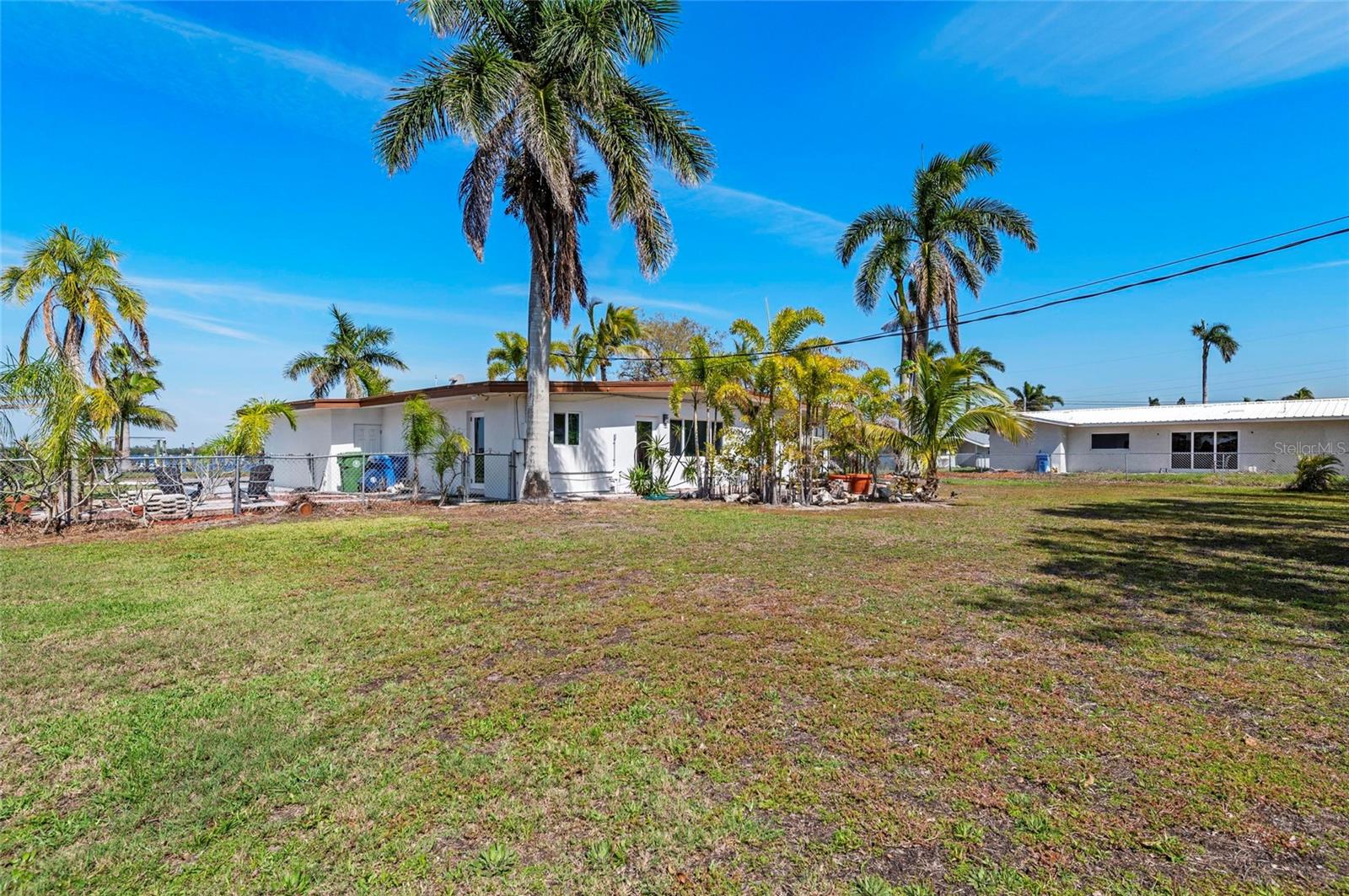 MANATEE GARDENS THIRD SEC - Residential