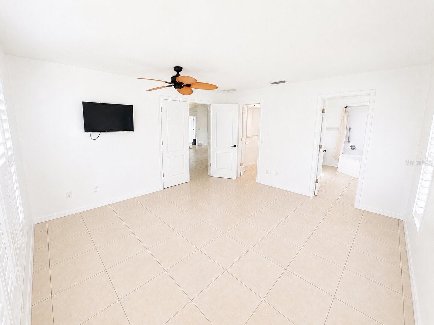 FAIRGREEN UNIT 08 - Residential