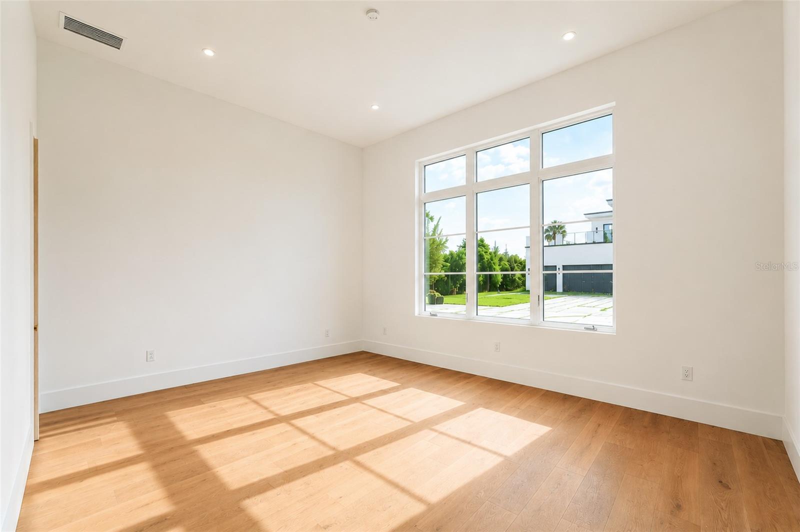 ORANGE & MARKHAM - Residential