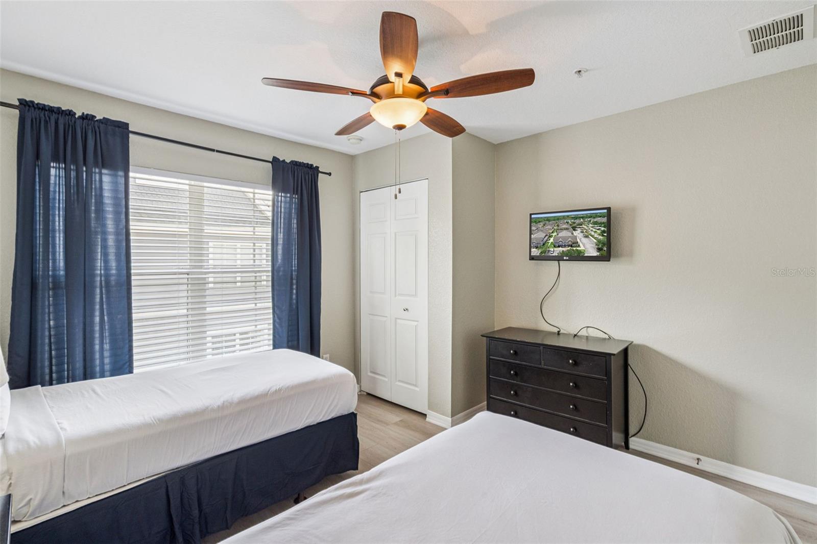 VILLAS AT SEVEN DWARFS LANE - Residential