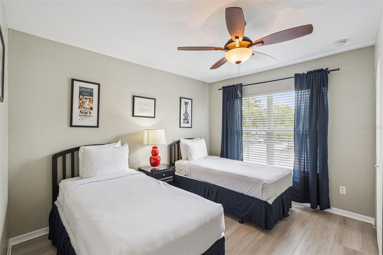 VILLAS AT SEVEN DWARFS LANE - Residential